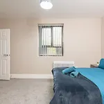 K Suites North Park Road