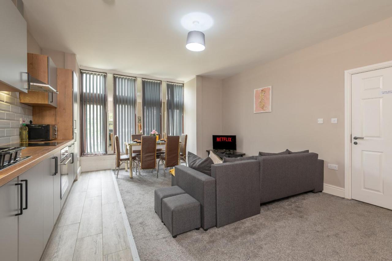 K North Park Road Apartment